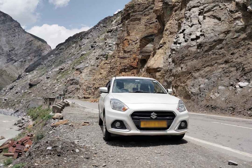 Chandigarh to Manali Taxi